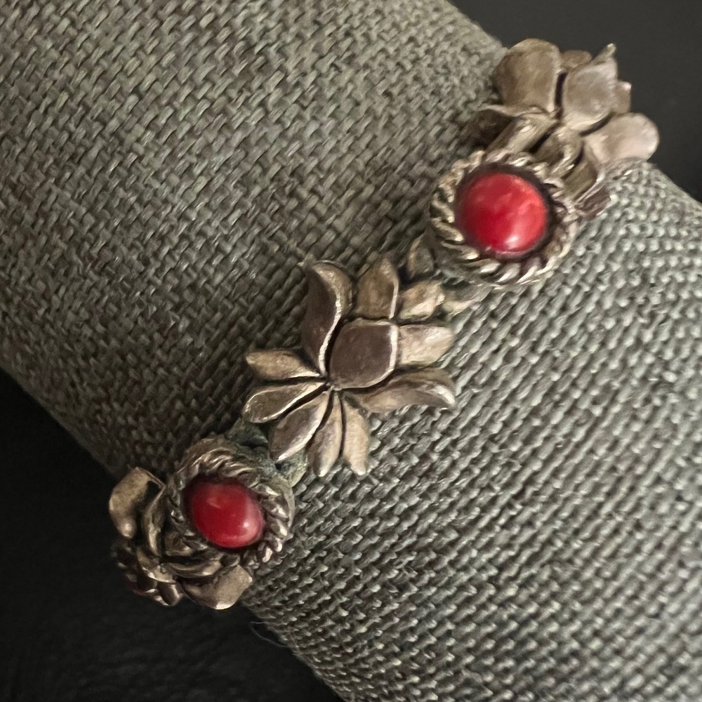 Vintage Silver Tone Lotus Flower Red Stone Bracelet Size 7-9.5 Cottagecore